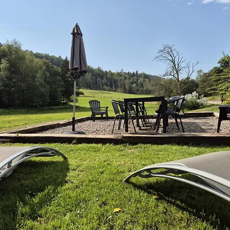 De La Ravanne بيت للعطل